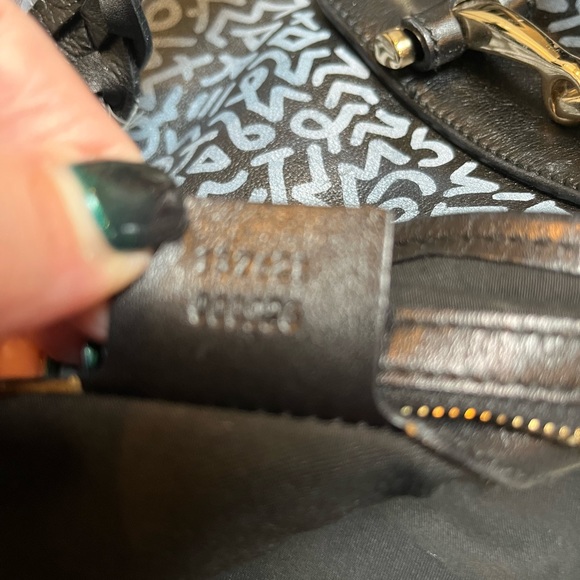 Gucci “Words of Strength” Painted Handbag with Authenticity Certificate - Picture 4 of 12